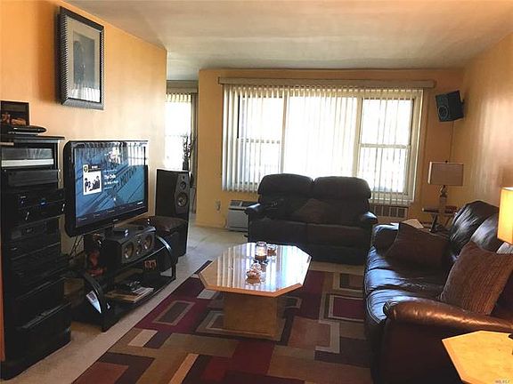 5th image of 99 Randall Ave APT 1L