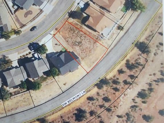 5th image of 825 SW Sunnyside Dr