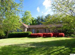 967 Mountain Laurel Rd, Morristown, TN 37814
