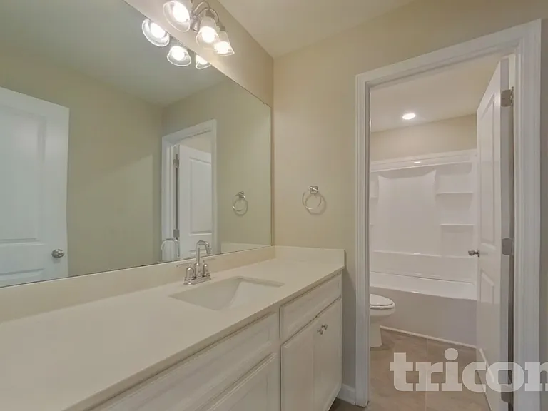 56 Leyland Ct — Photo 16