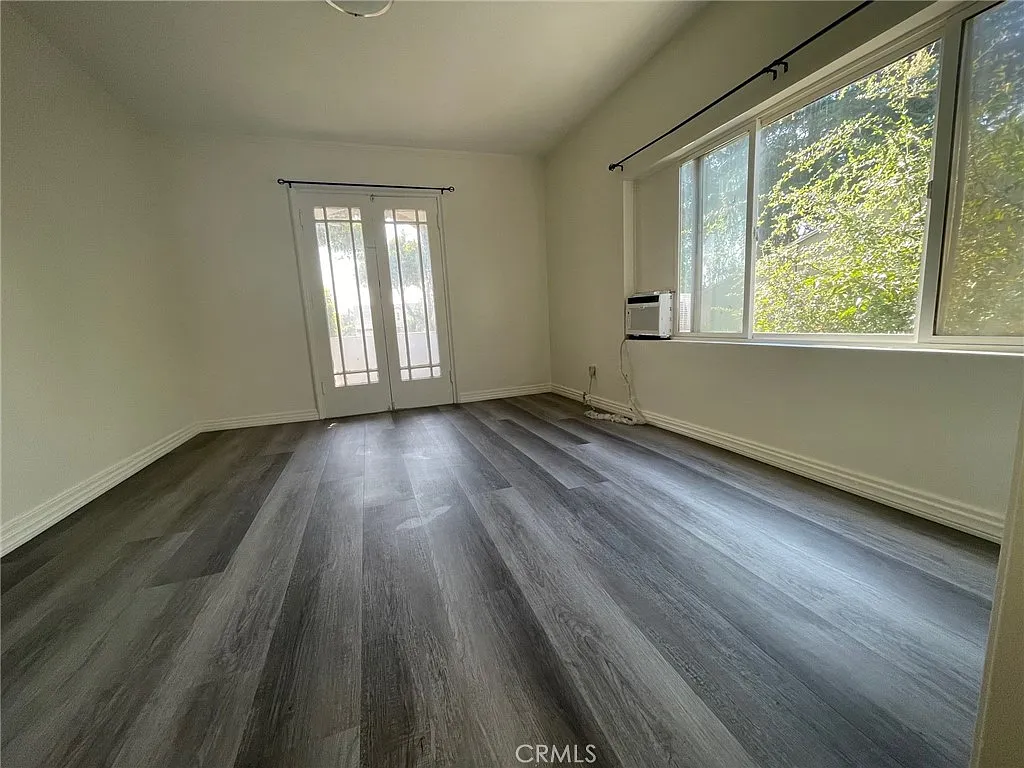 1 bed, 500 sqft, $1,550 — Photo 4
