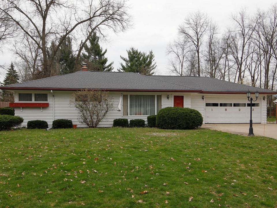 1st image of 1823 Thrushwood Ave