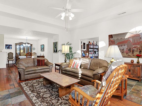 4th image of 11290 Vineyard Dr
