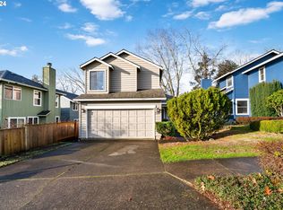 120 Kingsgate Rd, Lake Oswego, OR 97035