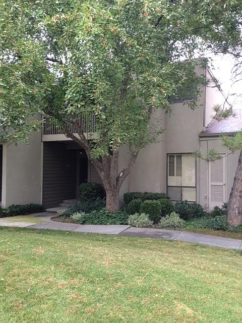 1st image of 1616 E Park Pl N