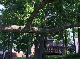 5141 Virgie Ln, West Bloomfield, MI 48324