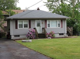 36 Lydia St, West Haven, CT 06516