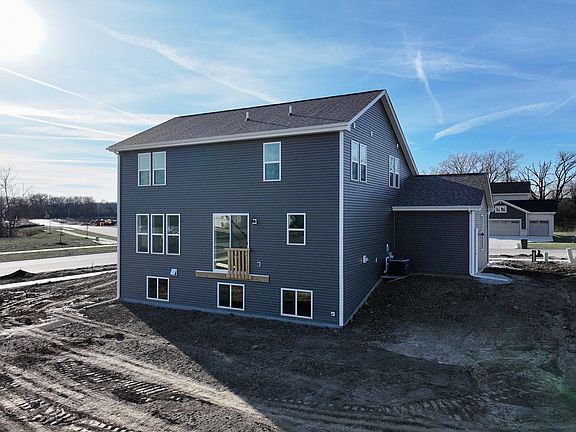 5th image of 9676 S Bergamont Dr
