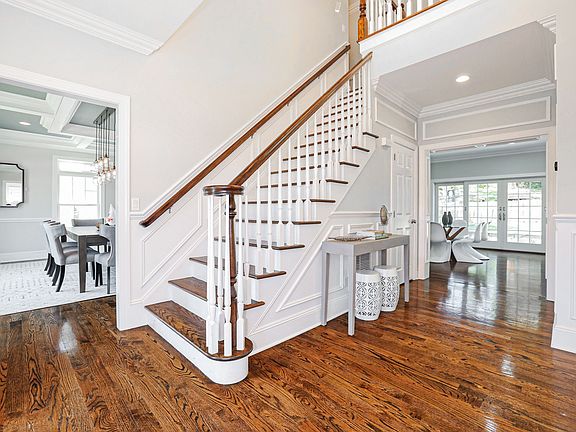 Entry Foyer