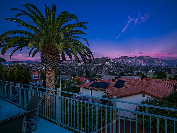 2nd image of 15560 Vista Vicente Dr