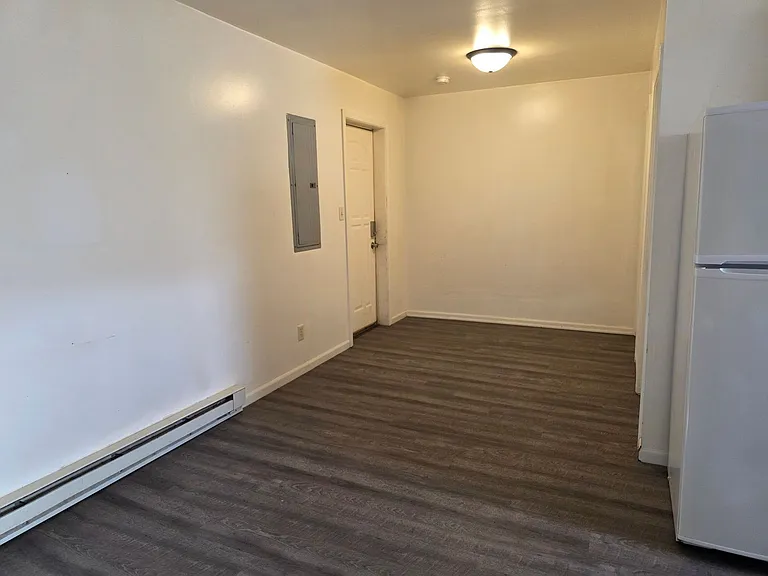 105 W Emeline St — Photo 14
