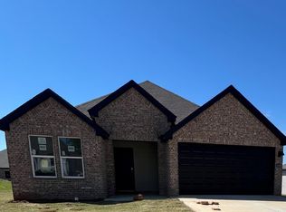 1410 Ridgefield Cir, Searcy, AR 72143