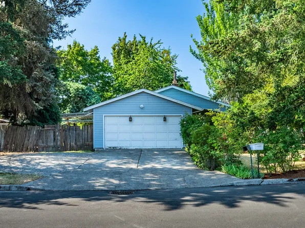 1011 S Ivy St, Cornelius, OR 97113