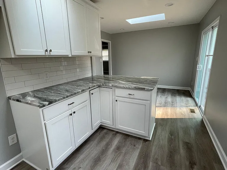 7516 Dogwood Rd — Photo 7