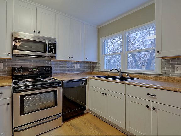 2nd image of 321 Ferrel St APT 5
