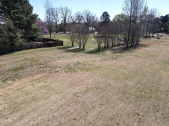 2nd image of 405 Old Eason Rd