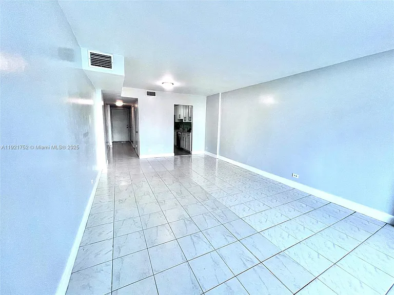 3660 NE 166th St #505 — Photo 8