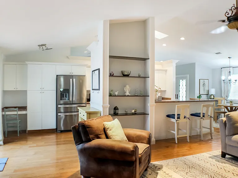 874 Blueberry Dr — Photo 13