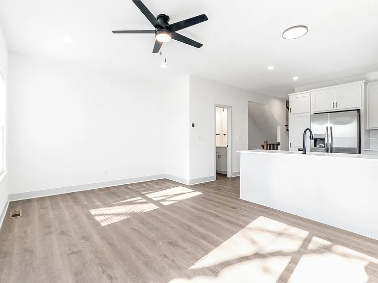 33247 W 85th Ter #5A — Photo 5