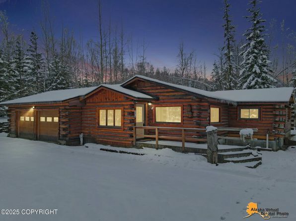 10337 Chain Of Rock St, Eagle River, AK 99577