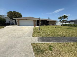 1427 Carmelle Dr, Fort Myers, FL 33919