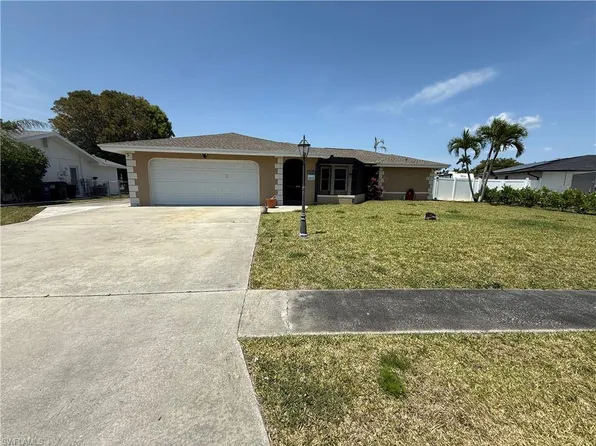 1427 Carmelle DR, FORT MYERS, FL 33919