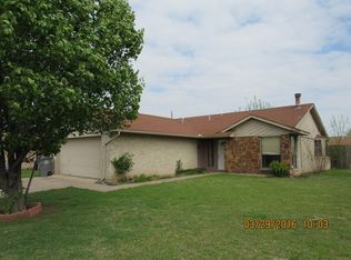 6405 SW Glenhaven Ave, Lawton, OK 73505
