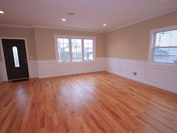 2nd image of 1191 Olympia Blvd