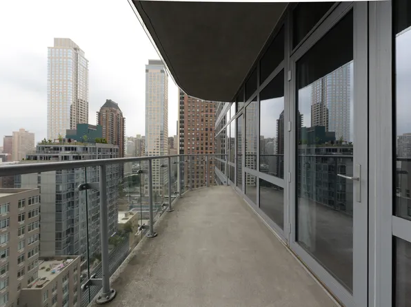 555 West 59th Street image 1 of 12