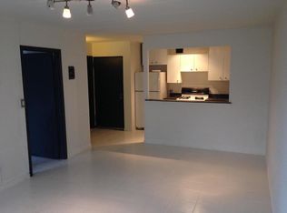 2510 41st St #2, Astoria, NY 11103