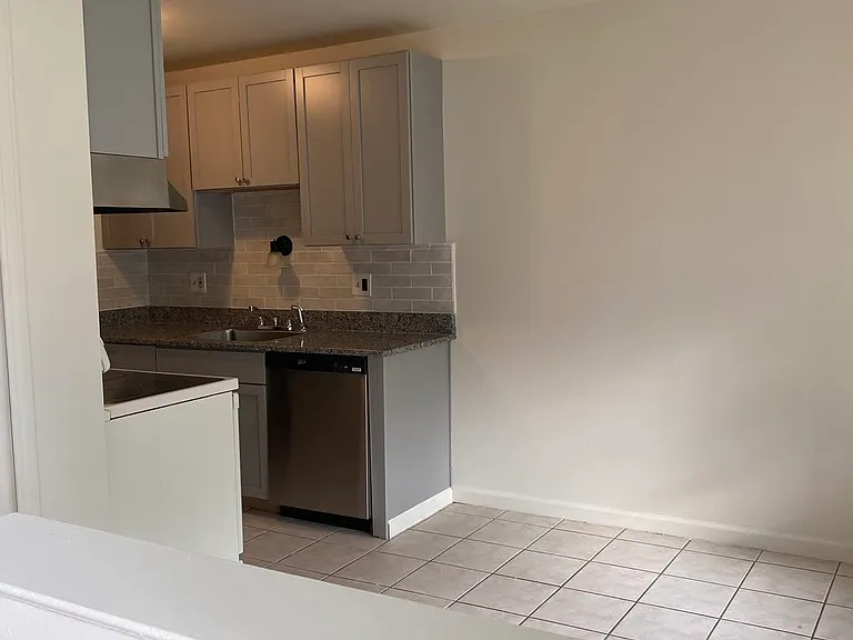 3015 Debra Ct — Photo 4