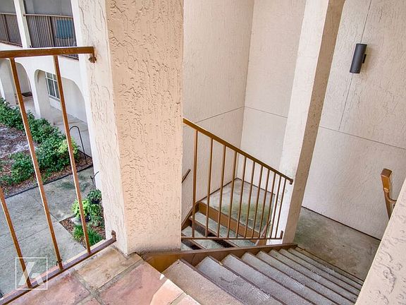 3rd image of 611 E Amelia St APT 7