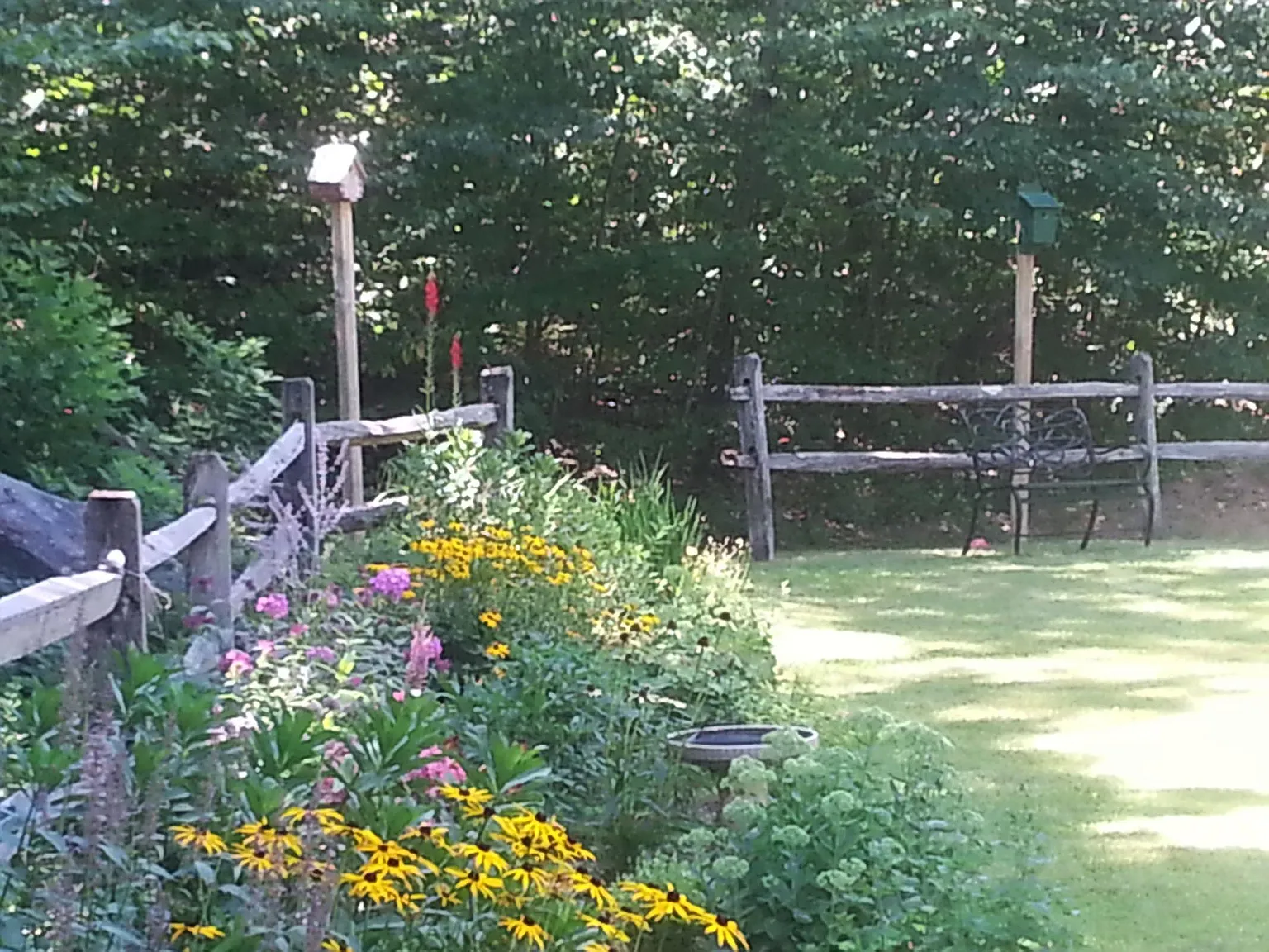 350 Foot Hills Rd — Photo 3