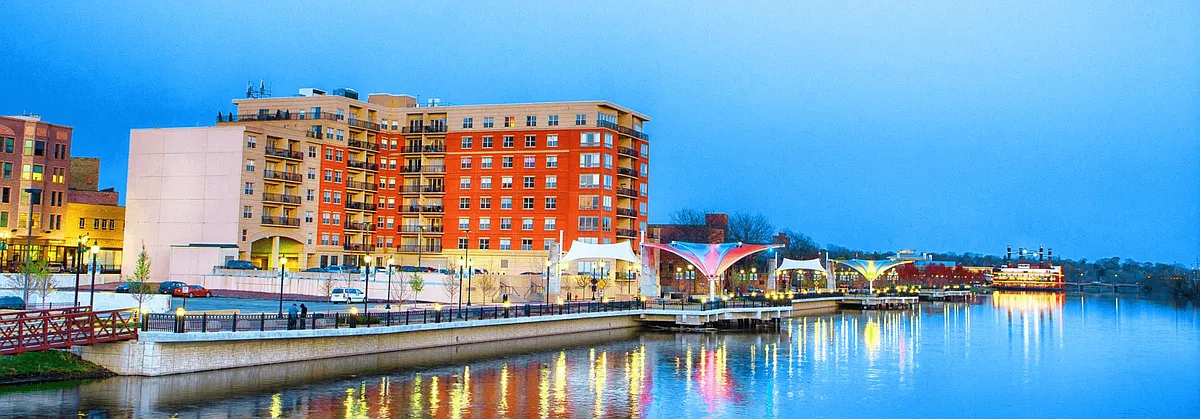 Building Photo - Fountain Square on the River