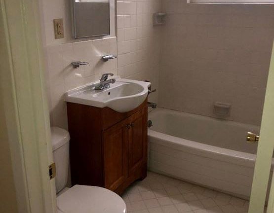5th image of 1395 47th Ave APT 03