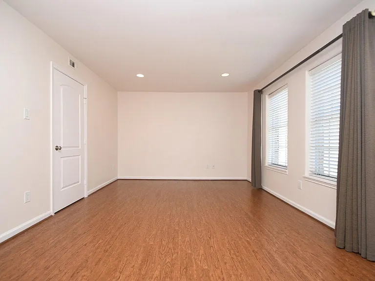 13240 Trail Hollow Dr #3240 — Photo 32