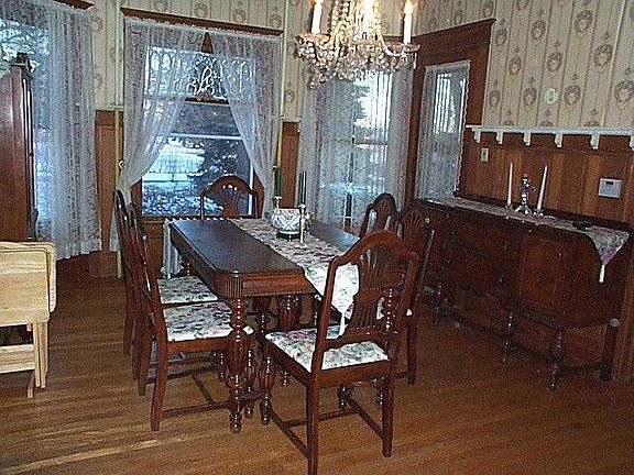 Dining rm