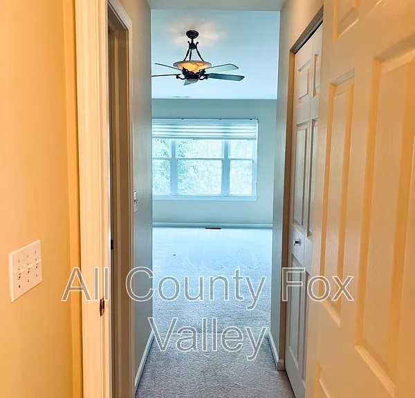 1844 Crenshaw Cir — Photo 30