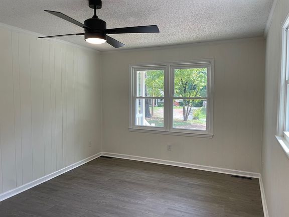 2nd image of 310 Rush Ave