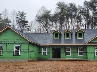 8010 Washington Pike, Corryton, TN 37721