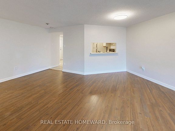 5th image of 77 Maitland Pl #409