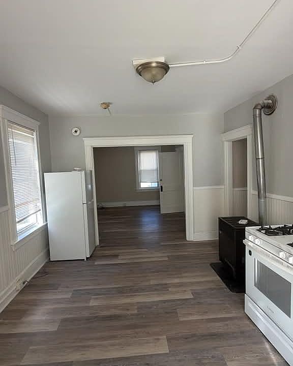 1st image of 288 Rathbun St #1R