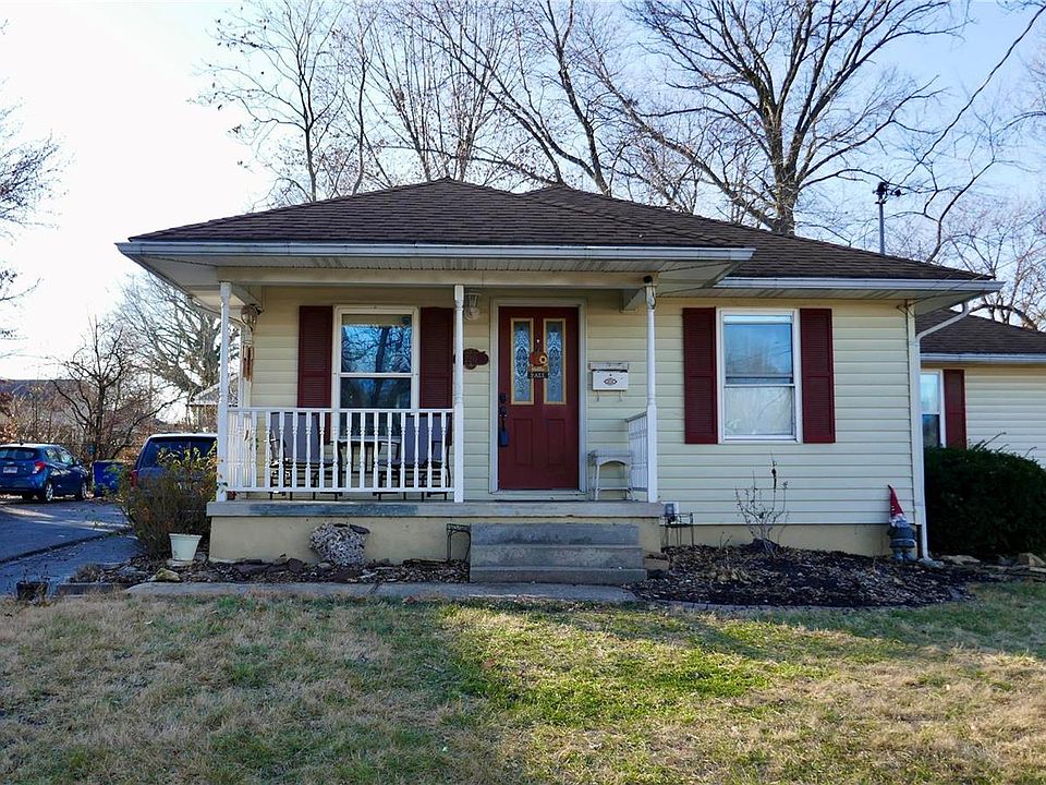 1st image of 220 Carolina Ave
