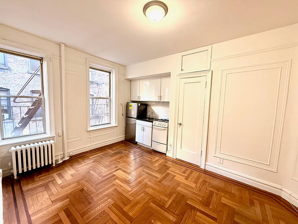1st image of 220 E 36th St APT B5