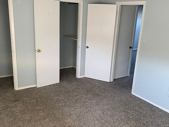 4th image of 105-106 E Egan St #106M