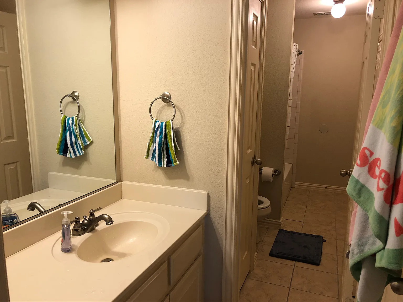 5 bed, 3.5 bath, 3600 sqft, $1,050 — Photo 4