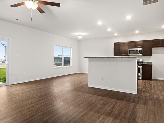 4th image of 2750 W 83rd Ave