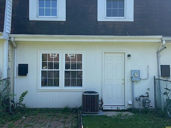 2nd image of 8508 Pioneer Dr