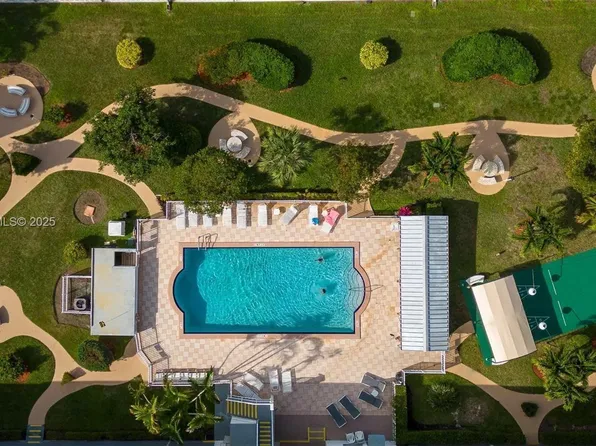 15600 NE 6th Ave APT 34A, Miami, FL 33162