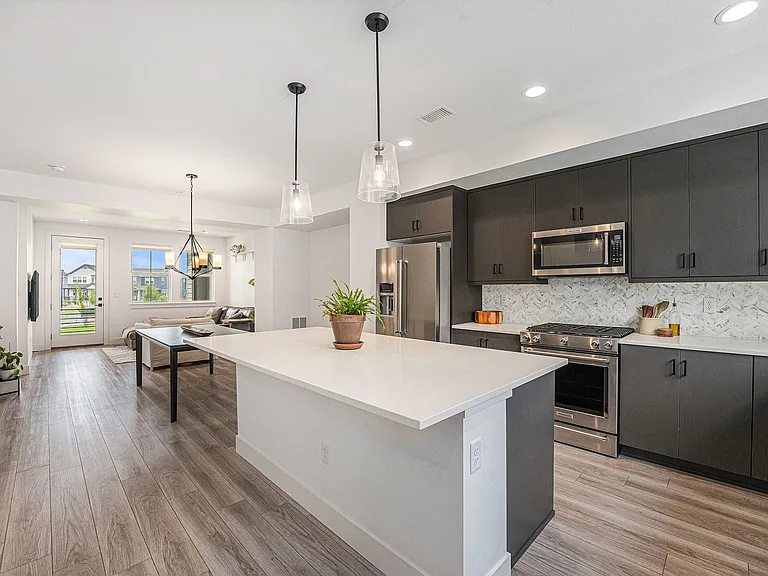 10378 Milwaukee Cir — Photo 8
